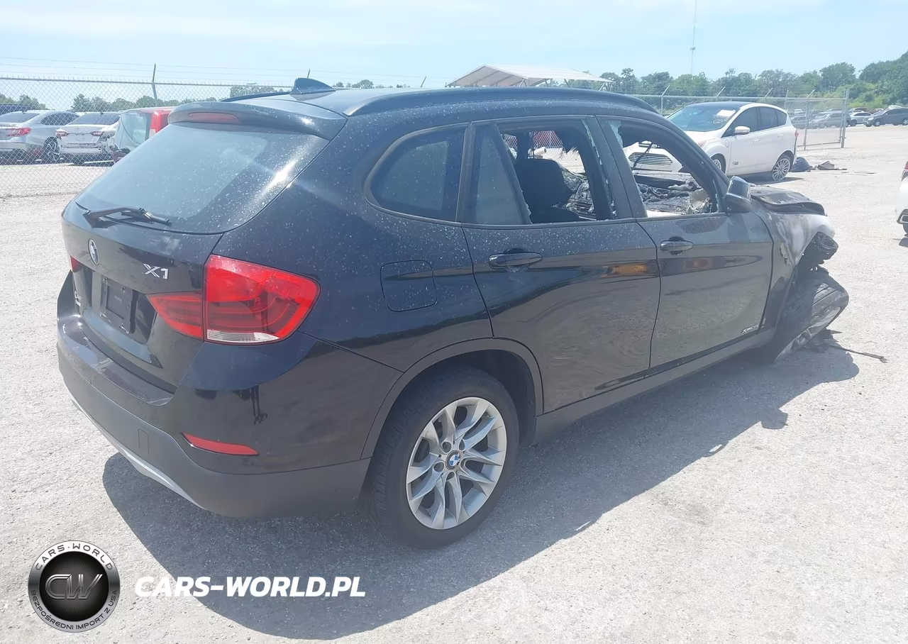 2015 BMW X1 xDrive28I VIN:WBAVL1C56FVY30419 - 4