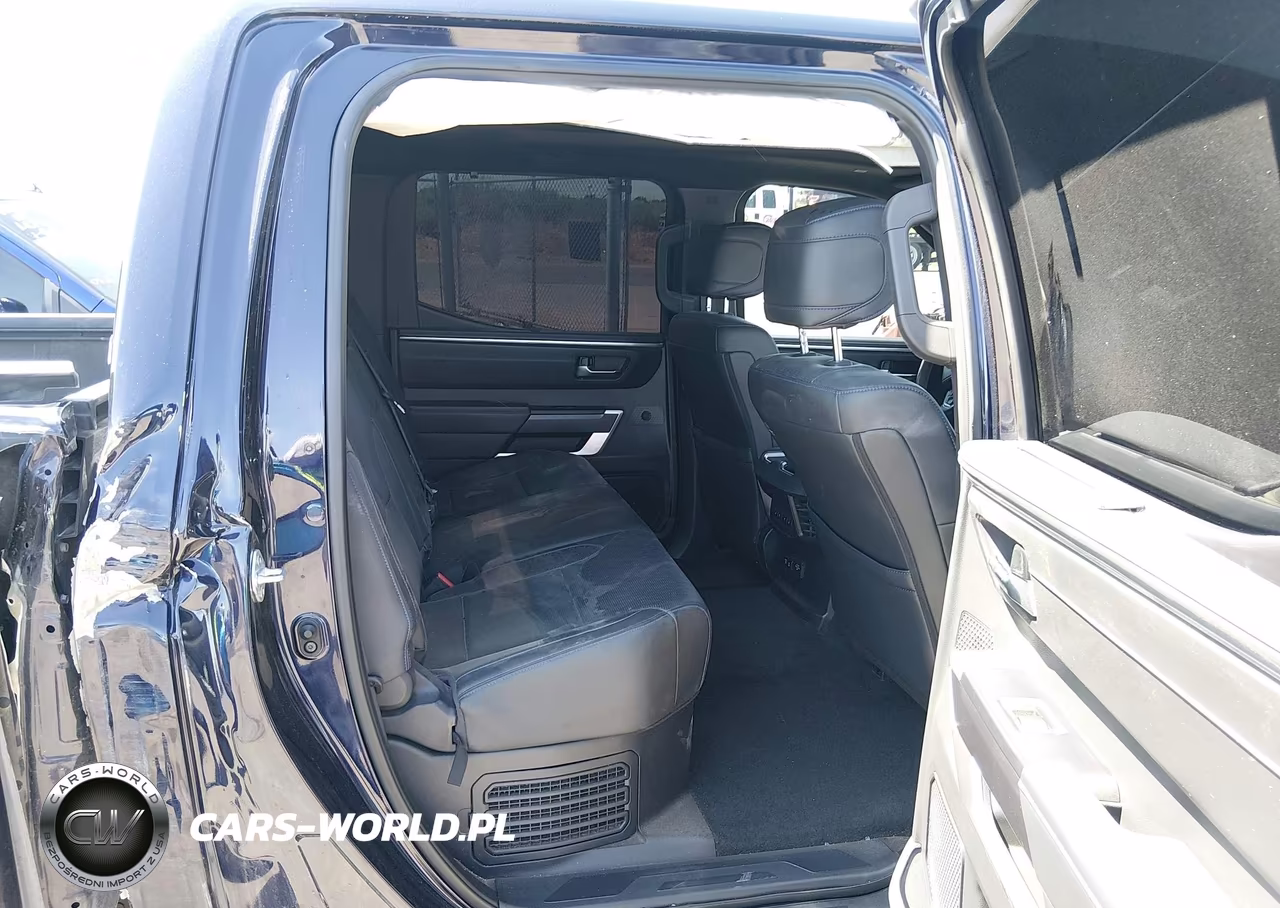 2025 Toyota Tundra Hybrid Platinum Hybrid Crewmax 5.5' Bed VIN:5TFNC5DB1SX091361 - 8