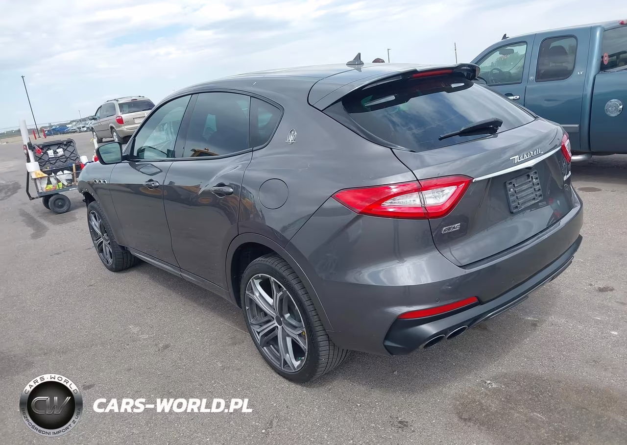 2019 Maserati Levante Gts-Trofeo VIN:ZN661ZUAXKX315668 - 3