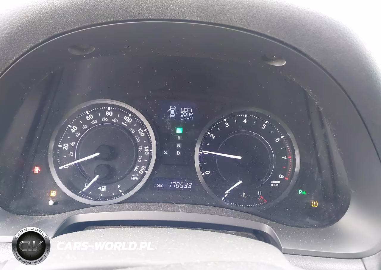 2011 Lexus Is 250C VIN:JTHFF2C23B2520359 - 7