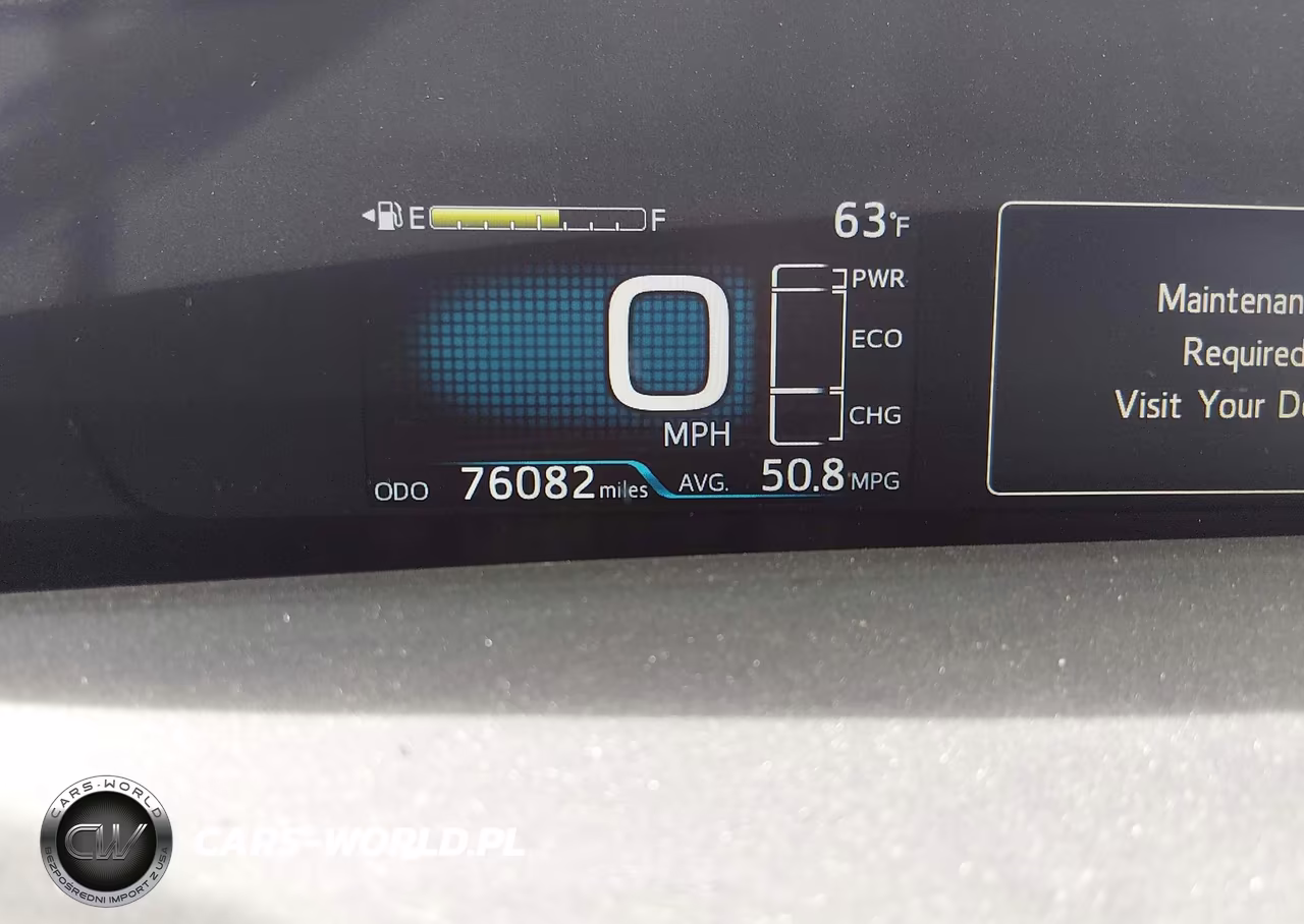 2017 Toyota Prius Four VIN:JTDKARFUXH3043825 - 16