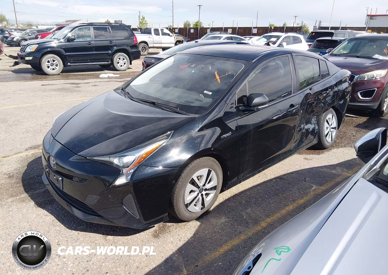 2017 Toyota Prius Four VIN:JTDKARFUXH3043825 - 2
