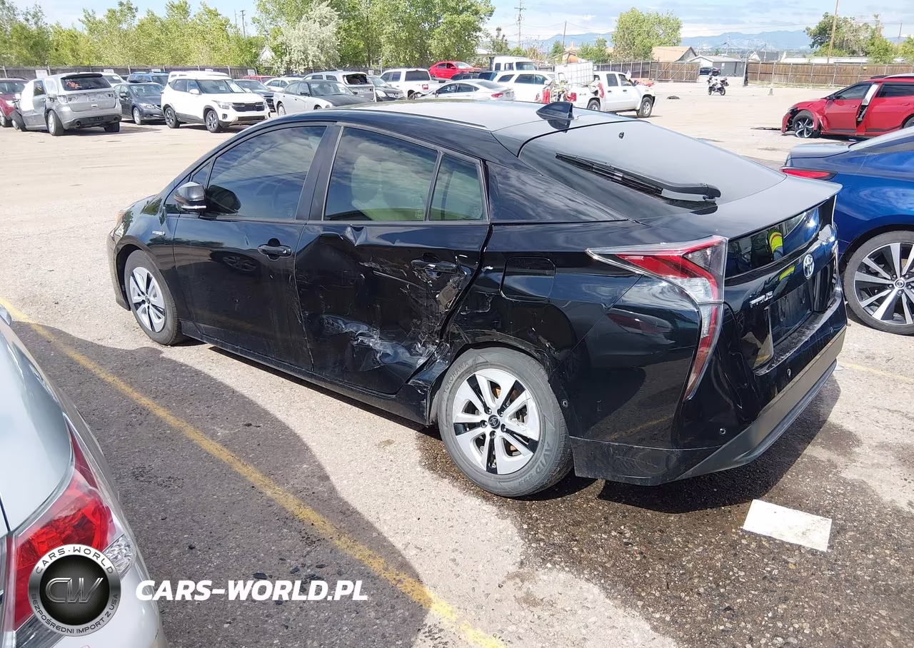 2017 Toyota Prius Four VIN:JTDKARFUXH3043825 - 3
