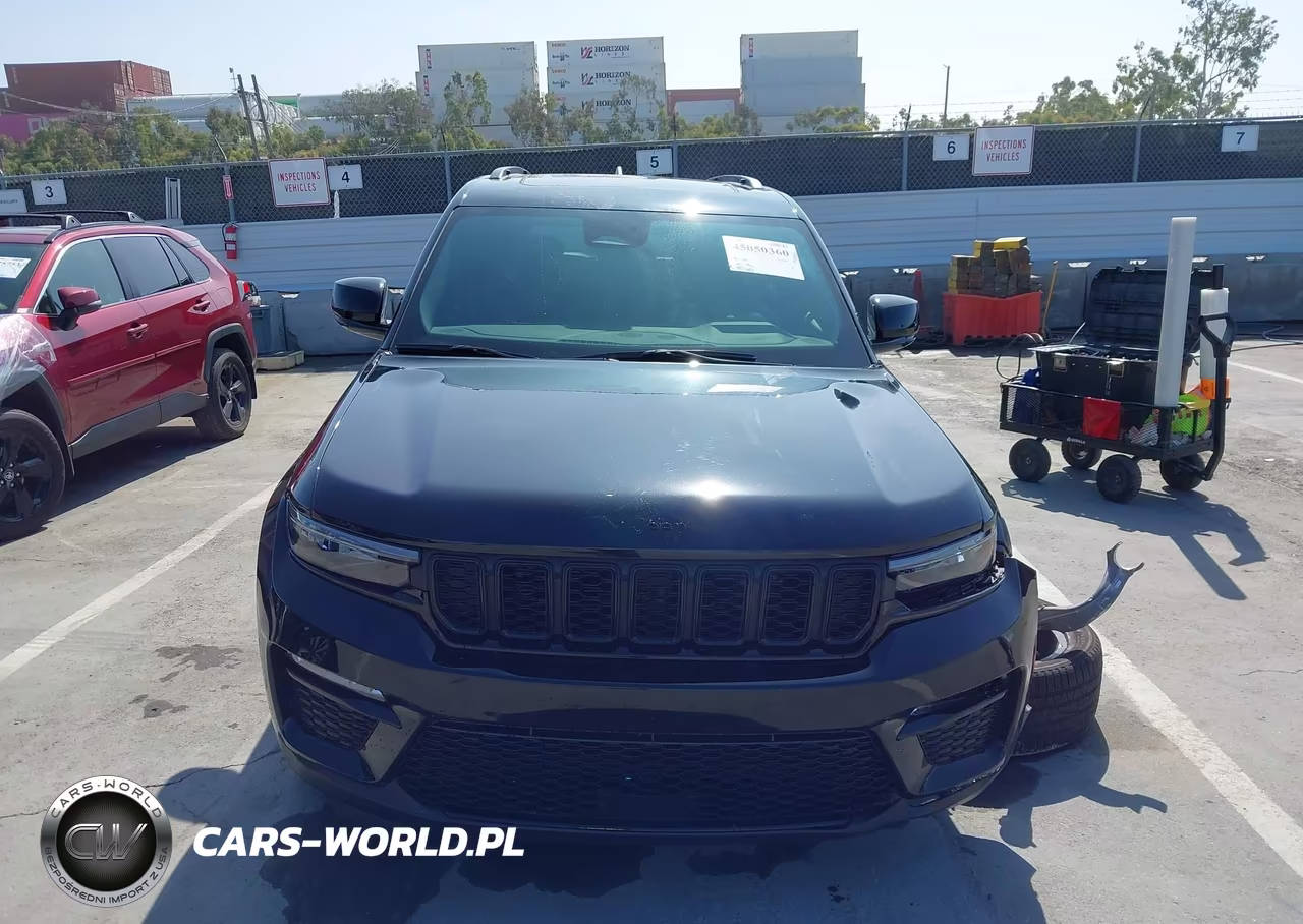 2025 Jeep Grand Cherokee Limited 4X2 VIN:1C4RJGBG9SC272975 - 12