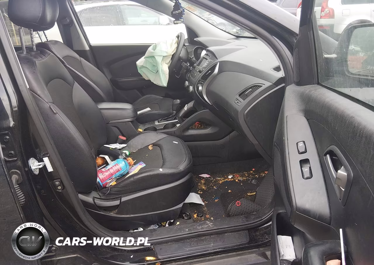 2015 Hyundai Tucson Gls VIN:KM8JTCAF1FU063167 - 5