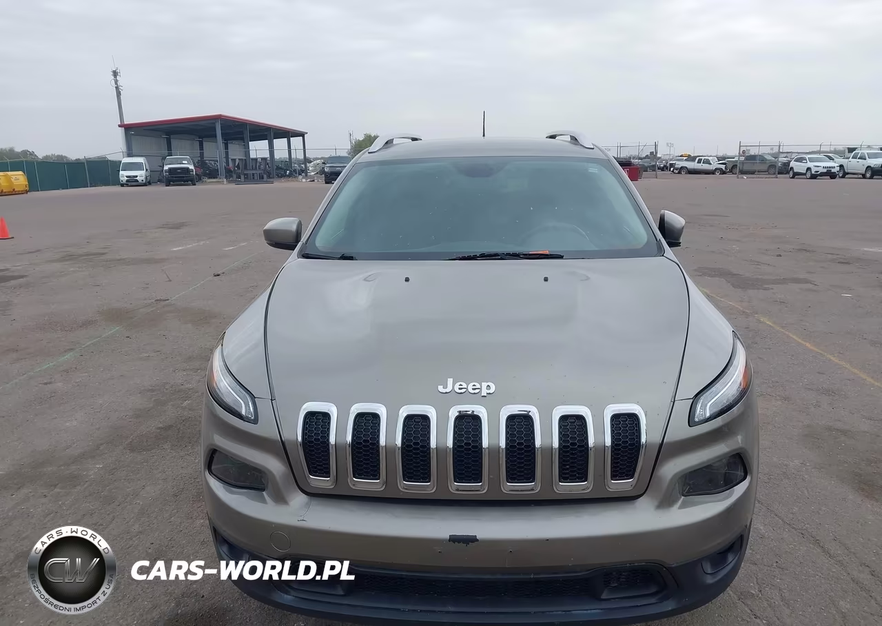 2017 Jeep Cherokee Latitude 4X4 VIN:1C4PJMCS9HW583208 - 13