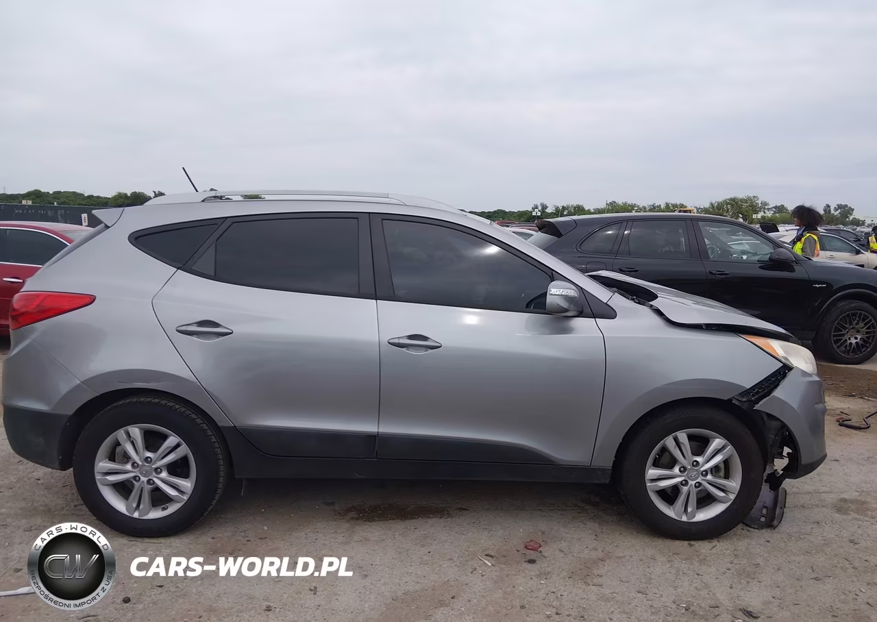 2013 Hyundai Tucson Gls VIN:KM8JU3AC8DU755572 - 13