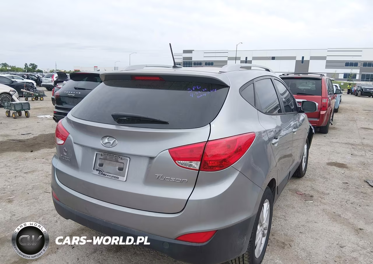 2013 Hyundai Tucson Gls VIN:KM8JU3AC8DU755572 - 4