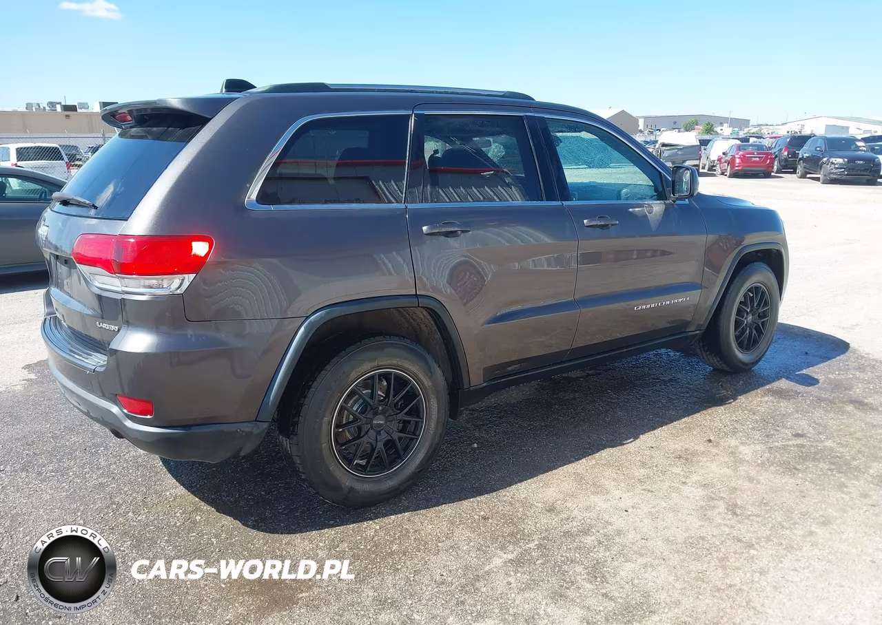 2014 Jeep Grand Cherokee Laredo VIN:1C4RJEAG0EC453571 - 4
