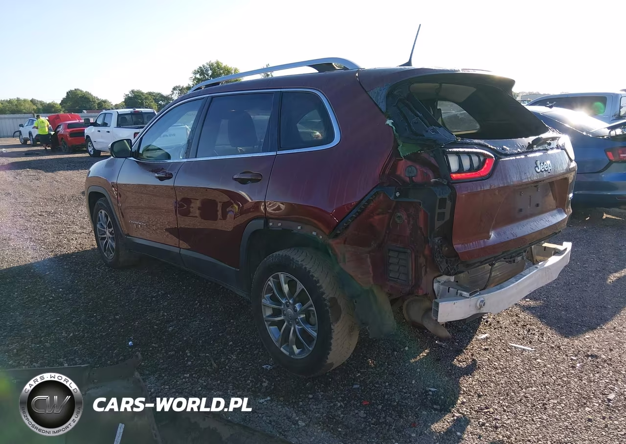 2019 Jeep Cherokee Latitude Plus Fwd VIN:1C4PJLLBXKD242090 - 3