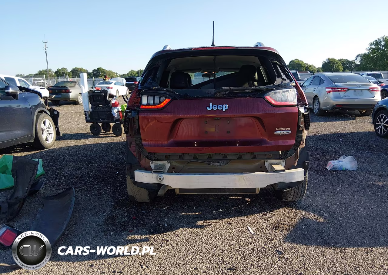 2019 Jeep Cherokee Latitude Plus Fwd VIN:1C4PJLLBXKD242090 - 6