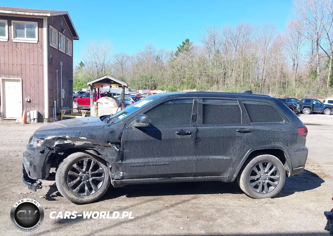 2020 Jeep Grand Cherokee Altitude 4X4 VIN:1C4RJFAG1LC249848 - 14