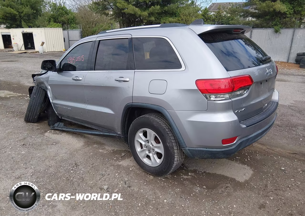 2016 Jeep Grand Cherokee Laredo VIN:1C4RJFAG8GC363755 - 3