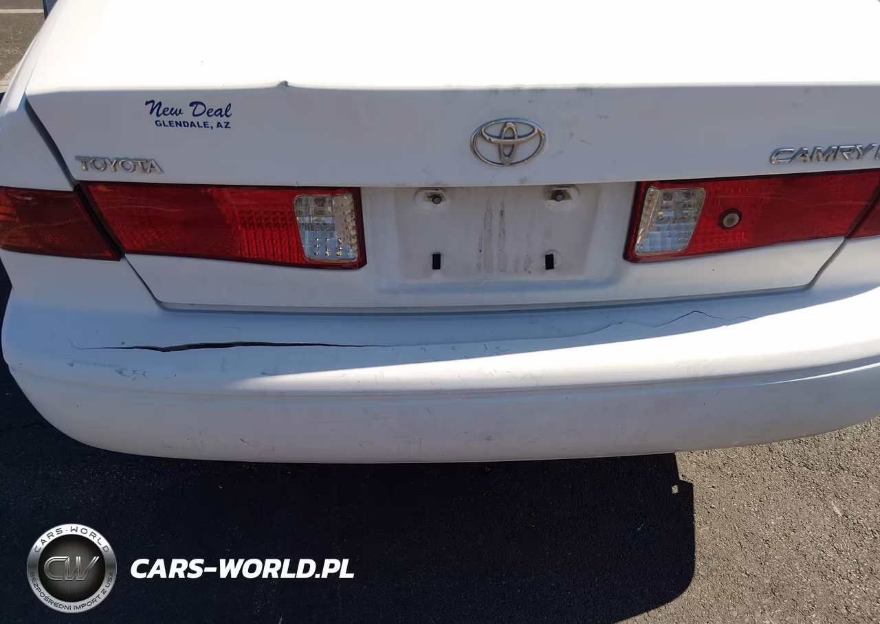 2000 Toyota Camry Le VIN:JT2BG22K3Y0470526 - 6