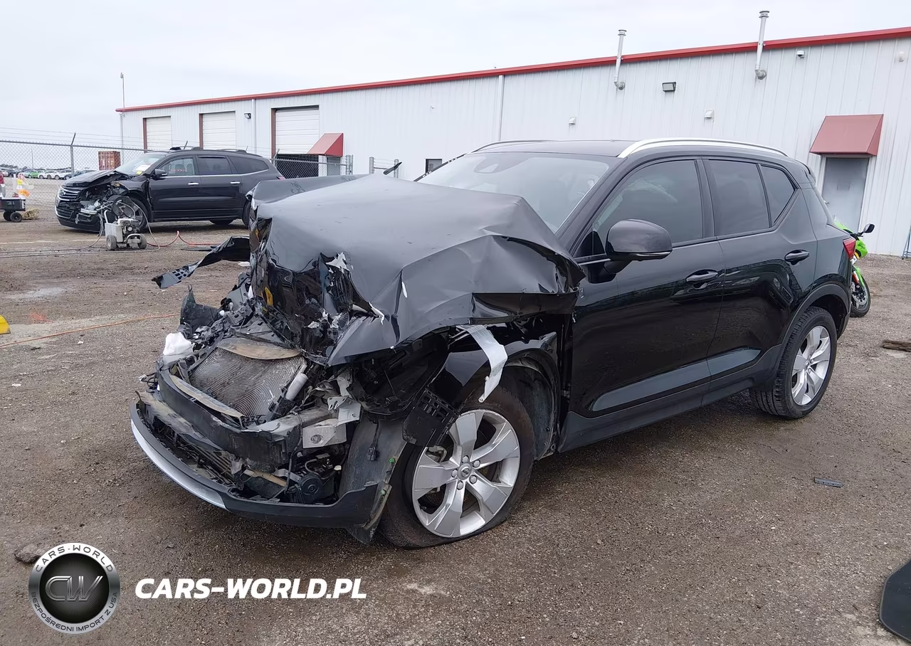2022 Volvo Xc40 T4 Momentum VIN:YV4AC2HK3N2772109 - 2