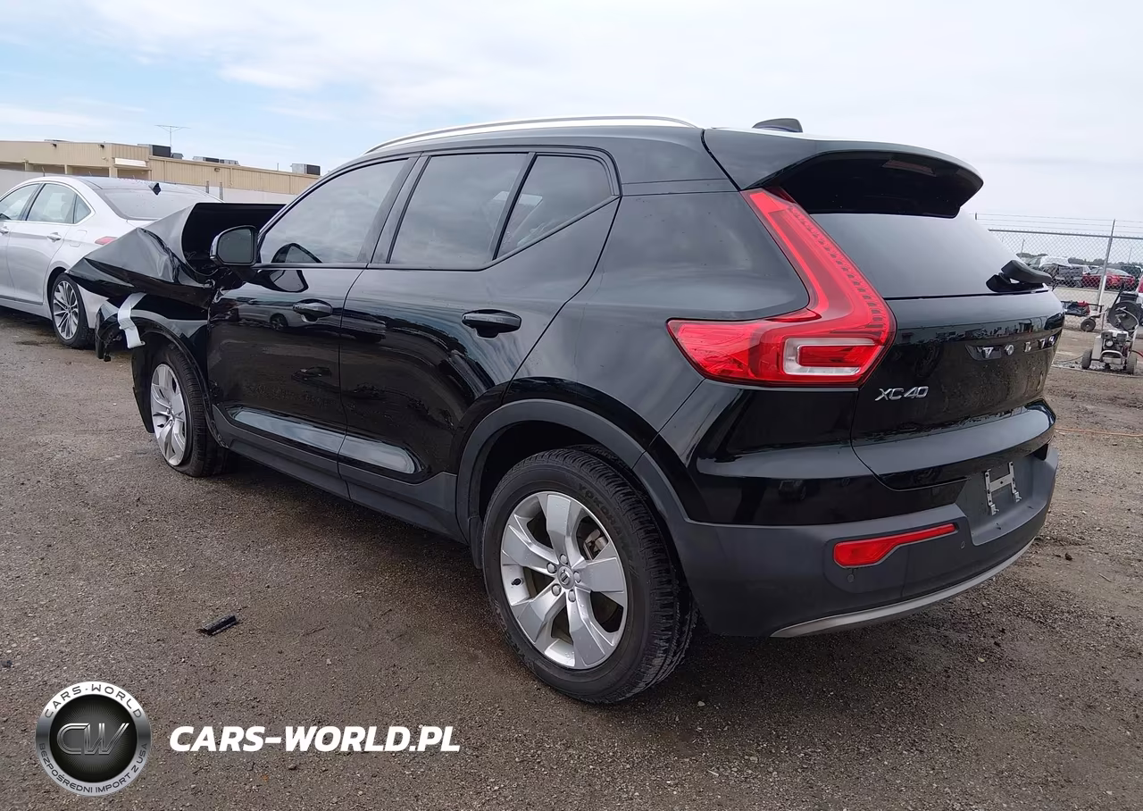2022 Volvo Xc40 T4 Momentum VIN:YV4AC2HK3N2772109 - 3