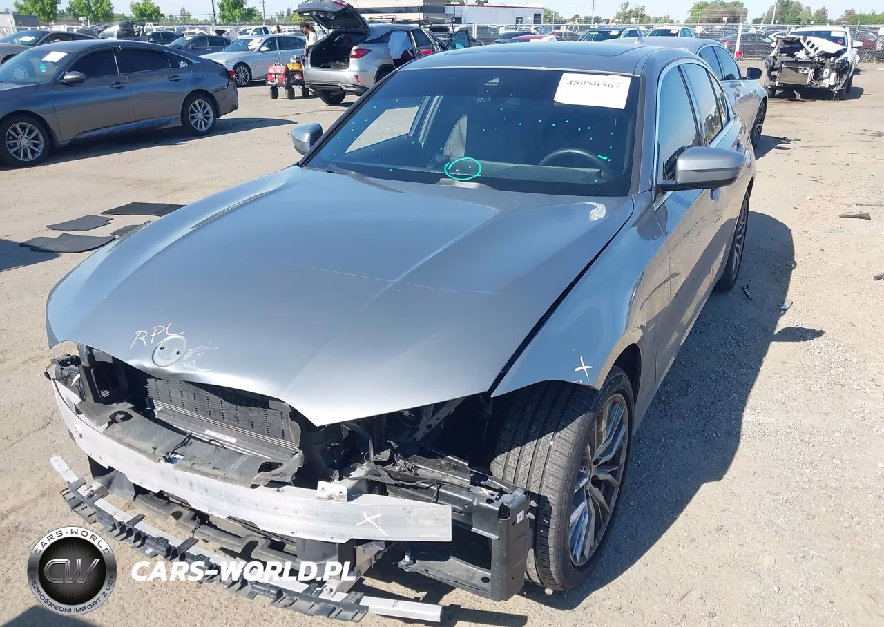 2024 BMW 330I xDrive VIN:3MW89FF06R8E08120 - 2
