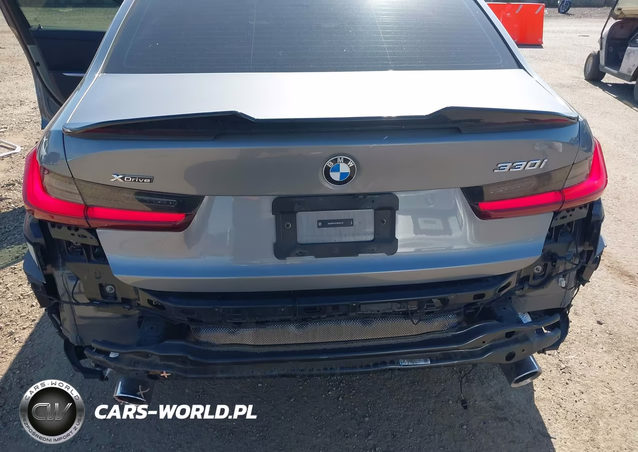 2024 BMW 330I xDrive VIN:3MW89FF06R8E08120 - 6