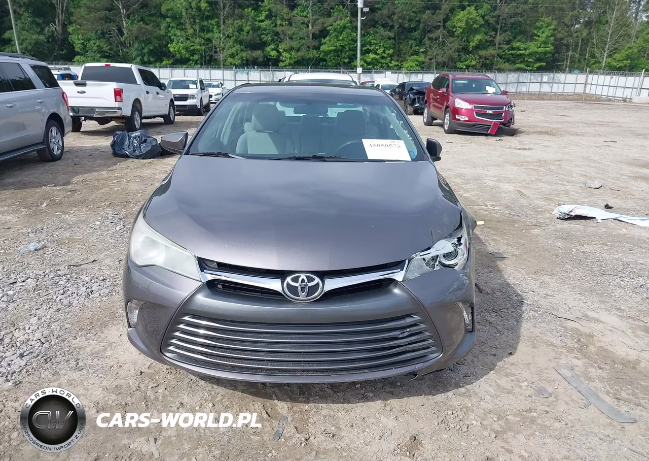 2015 Toyota Camry Le VIN:4T1BF1FK4FU941664 - 12