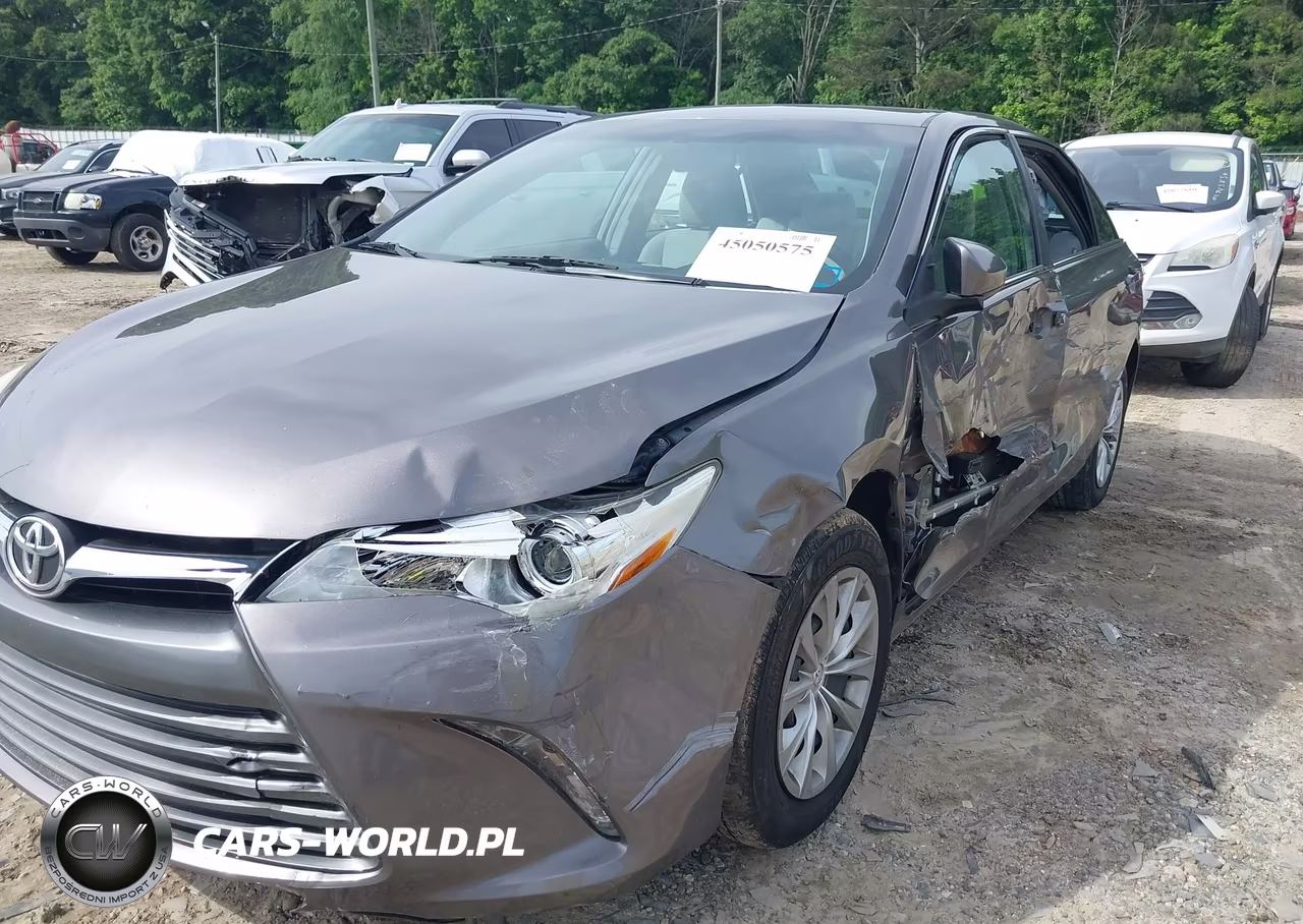 2015 Toyota Camry Le VIN:4T1BF1FK4FU941664 - 6