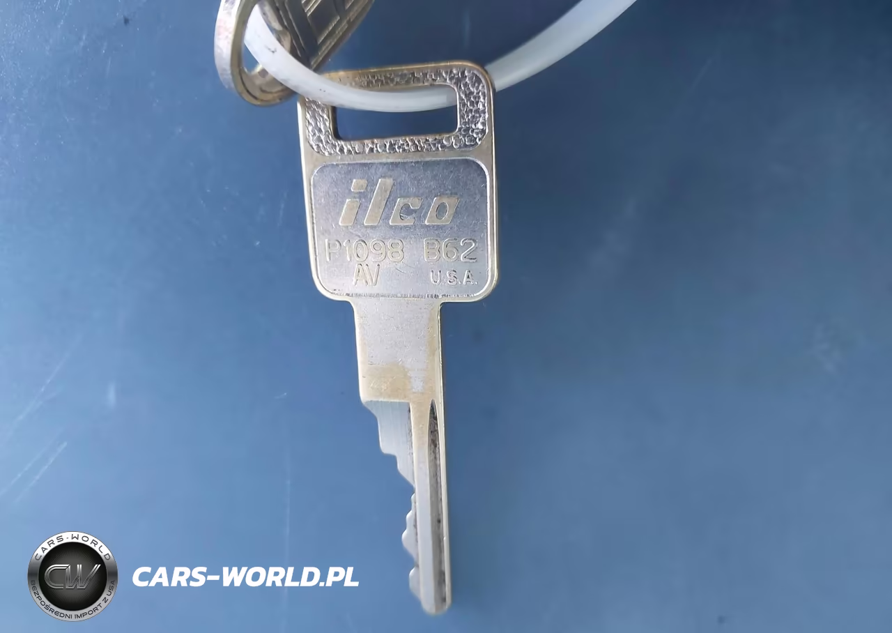 1996 Buick Regal Custom VIN:2G4WB52K9T1495352 - 11