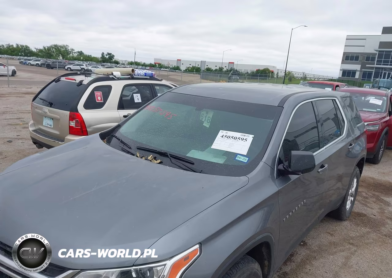 2019 Chevrolet Traverse Ls VIN:1GNERFKW1KJ259567 - 17