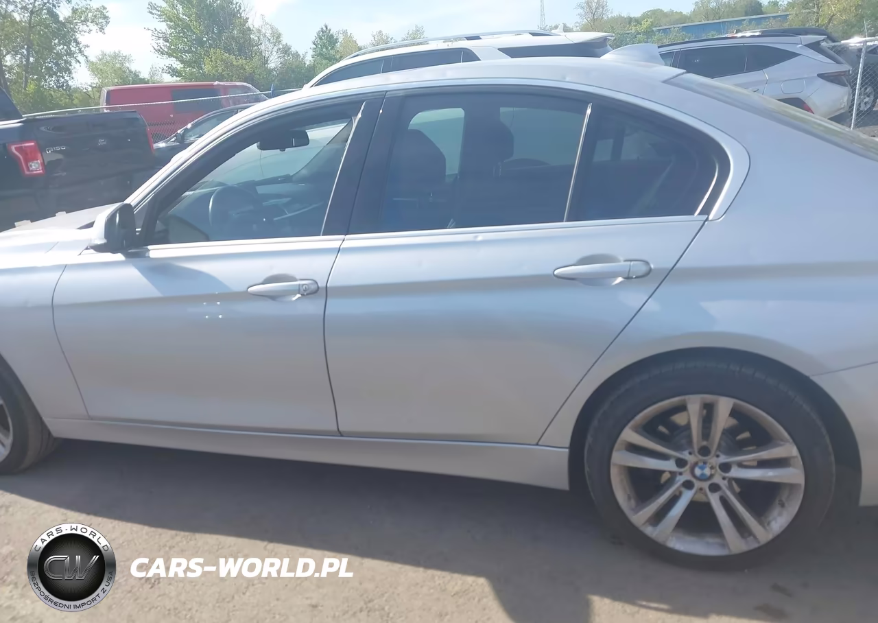 2018 BMW 330I xDrive VIN:WBA8D9G53JNU72255 - 14