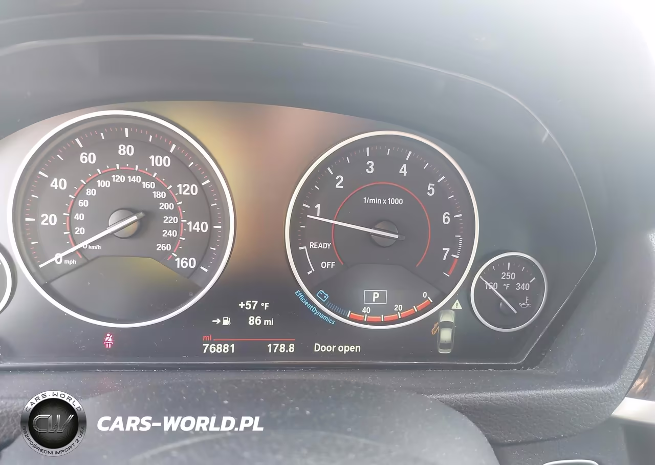 2018 BMW 330I xDrive VIN:WBA8D9G53JNU72255 - 15