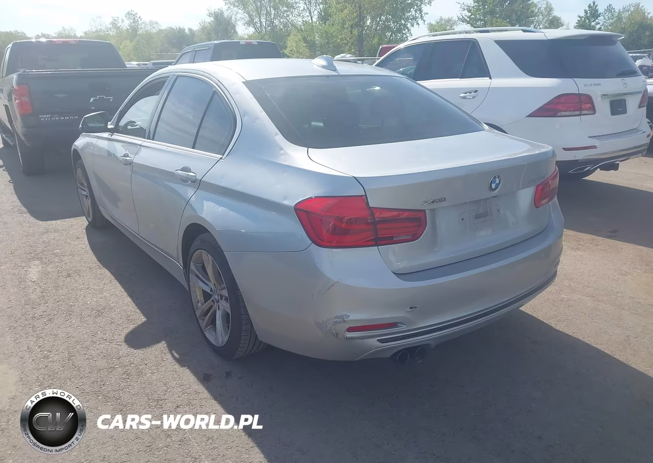 2018 BMW 330I xDrive VIN:WBA8D9G53JNU72255 - 3