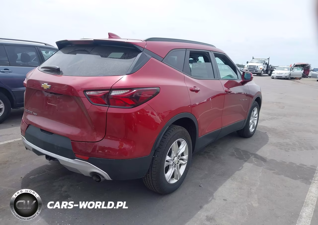 2019 Chevrolet Blazer VIN:3GNKBGRS3KS670970 - 4
