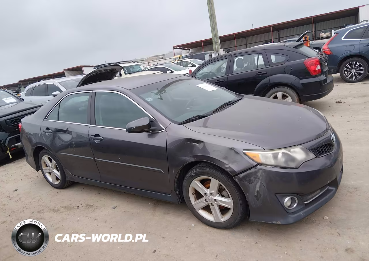 2014 Toyota Camry Se VIN:4T1BF1FK6EU740346 - 13