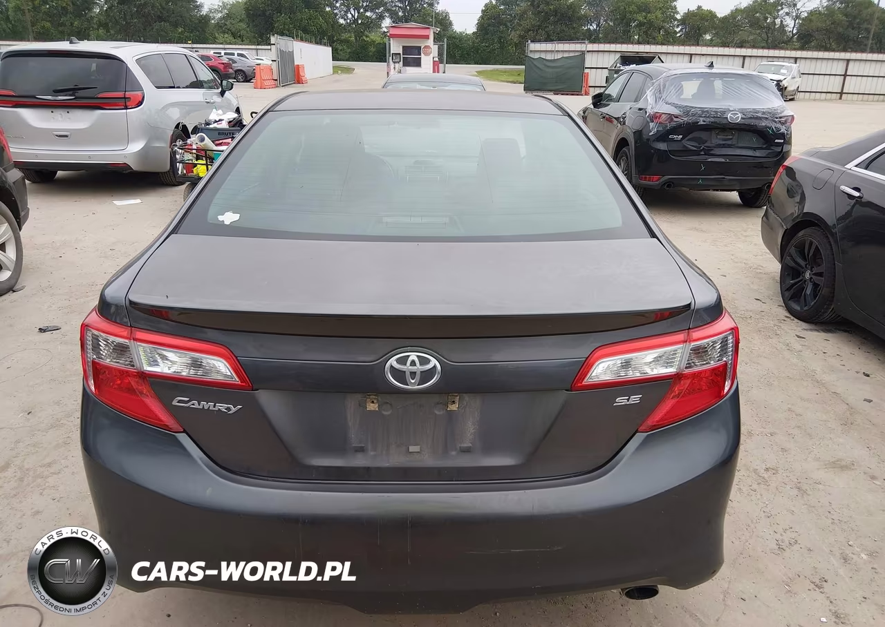 2014 Toyota Camry Se VIN:4T1BF1FK6EU740346 - 16