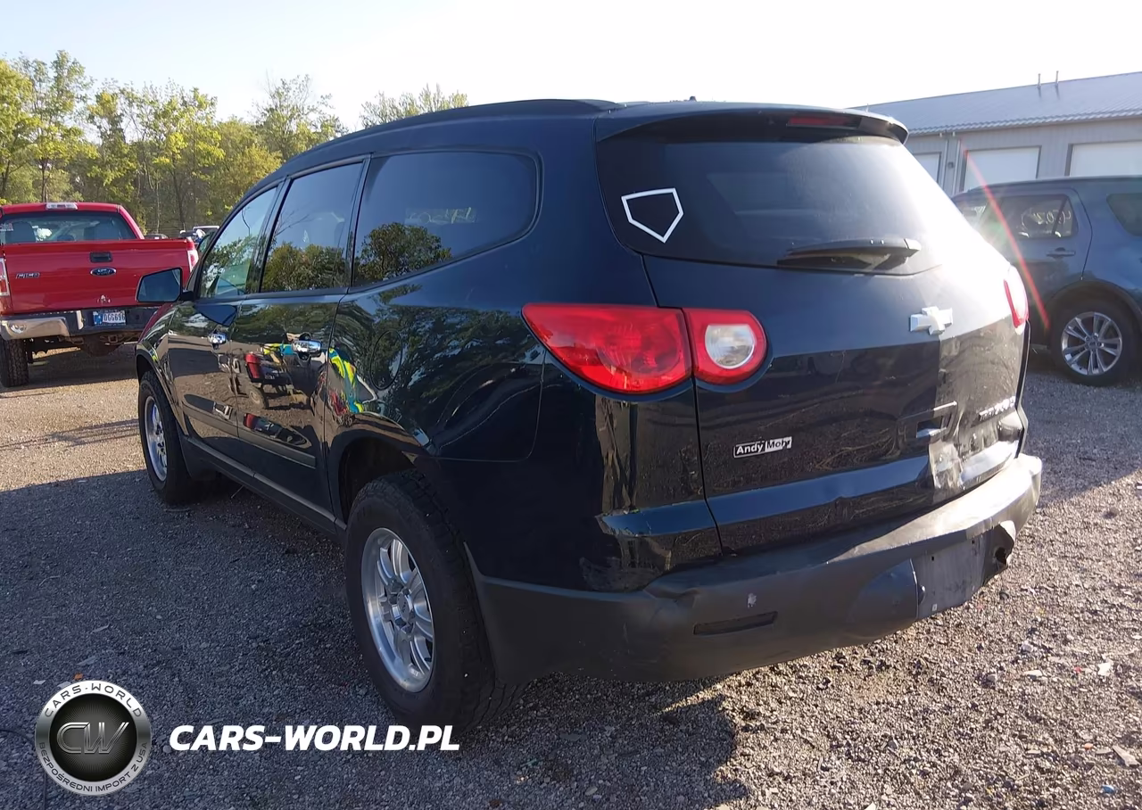2010 Chevrolet Traverse Ls VIN:1GNLREED3AJ207366 - 3