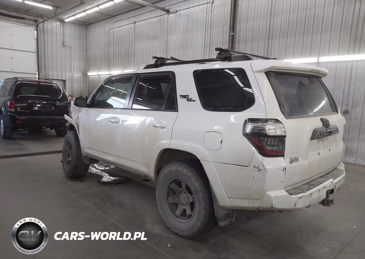2020 Toyota 4Runner Trd Off Road VIN:JTEBU5JR8L5771154 - 3