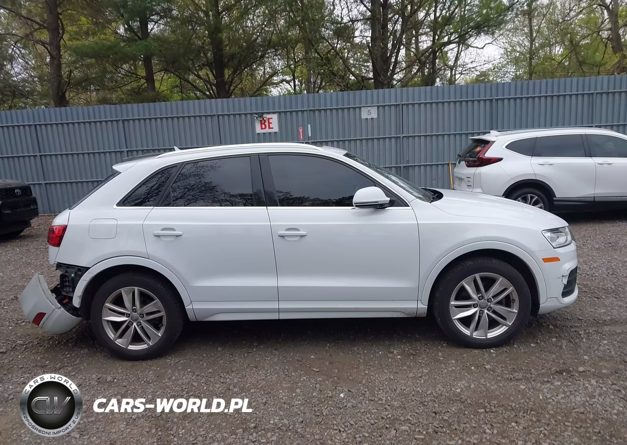 2016 Audi Q3 2.0T Premium Plus VIN:WA1EFCFS9GR016292 - 13