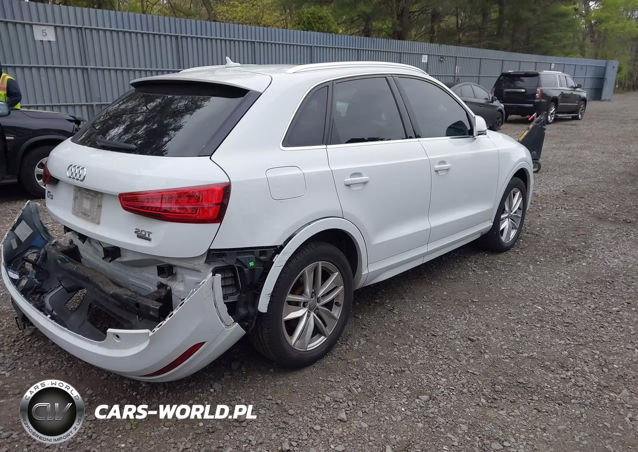 2016 Audi Q3 2.0T Premium Plus VIN:WA1EFCFS9GR016292 - 4
