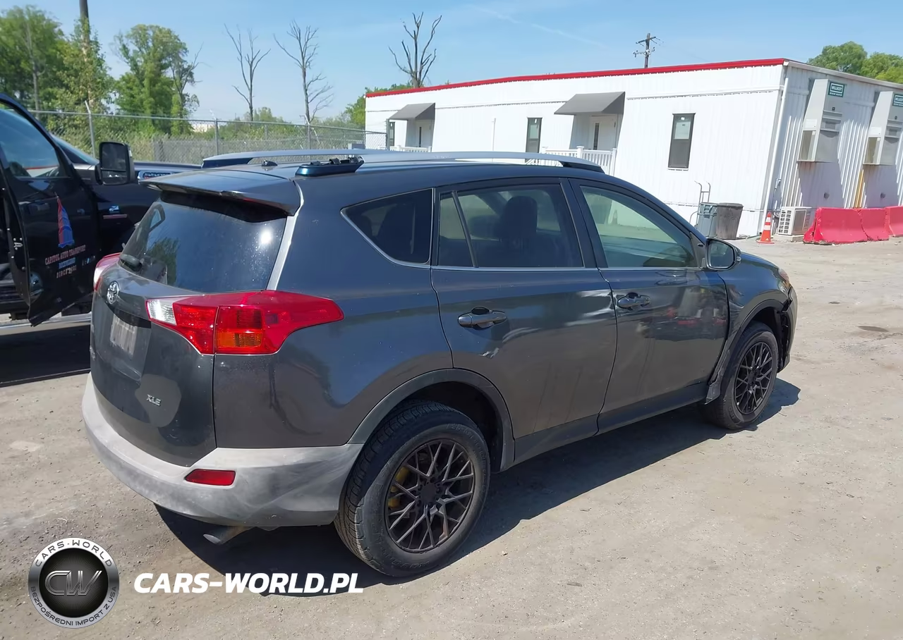 2013 Toyota Rav4 Xle VIN:JTMWFREV5DD015366 - 4