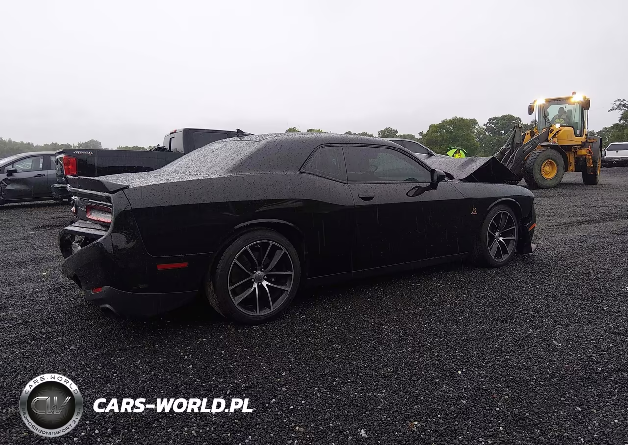 2016 Dodge Challenger R-T Scat Pack VIN:2C3CDZFJ7GH271525 - 4
