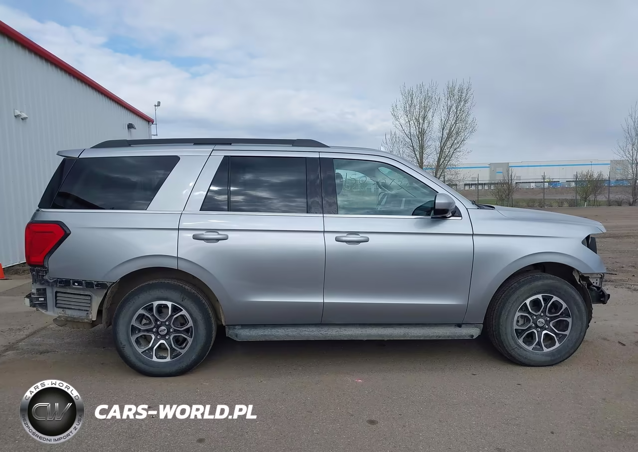 2024 Ford Expedition Xlt VIN:1FMJU1J84REA58014 - 14