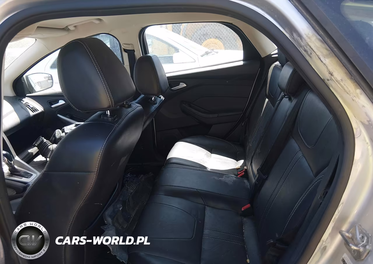 2014 Ford Focus Se VIN:1FADP3K26EL254501 - 8