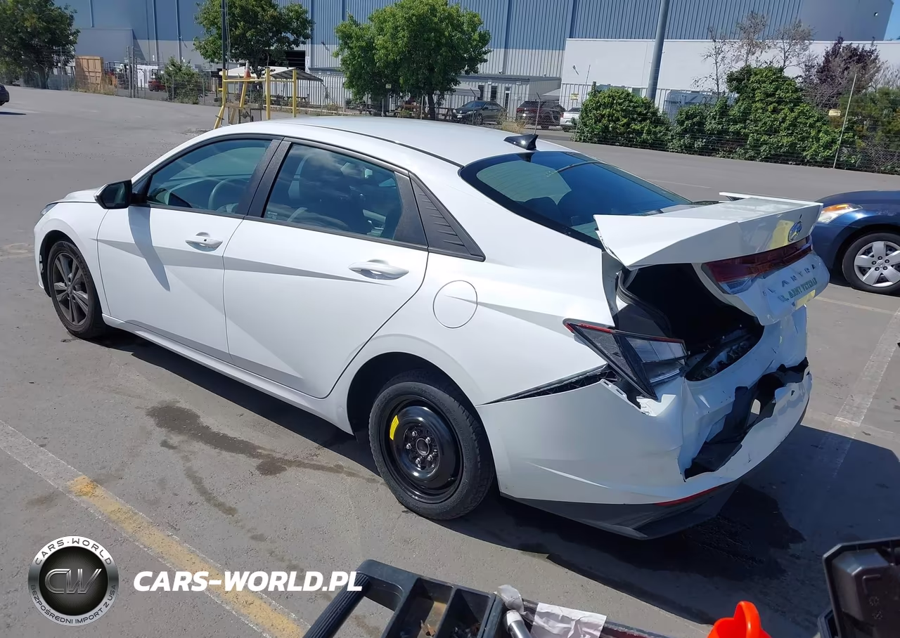 2022 Hyundai Elantra Sel VIN:5NPLM4AG9NH065671 - 3