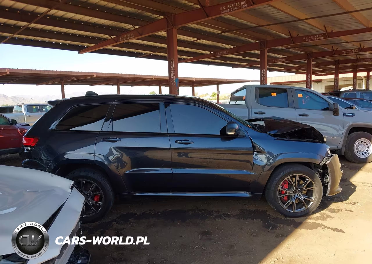 2016 Jeep Grand Cherokee Srt VIN:1C4RJFDJ8GC423914 - 13