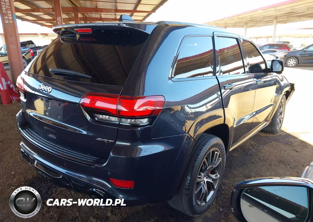 2016 Jeep Grand Cherokee Srt VIN:1C4RJFDJ8GC423914 - 4