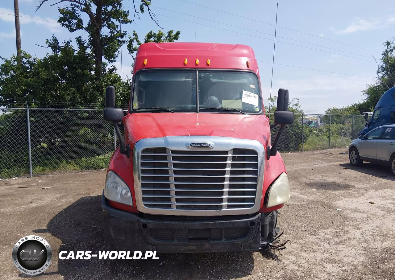 2014 Freightliner Cascadia 113 VIN:3AKJGHDV0ESFY1266 - 11