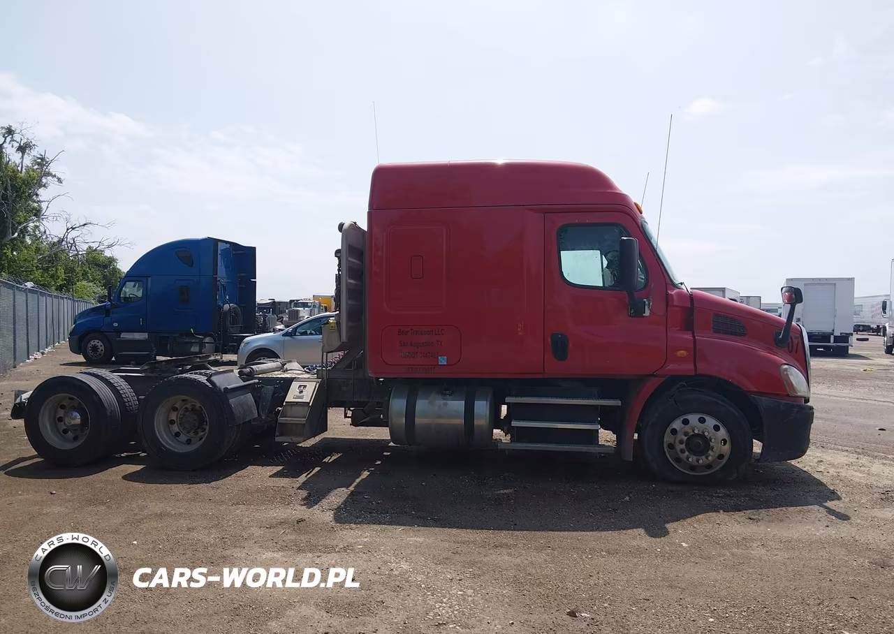2014 Freightliner Cascadia 113 VIN:3AKJGHDV0ESFY1266 - 12