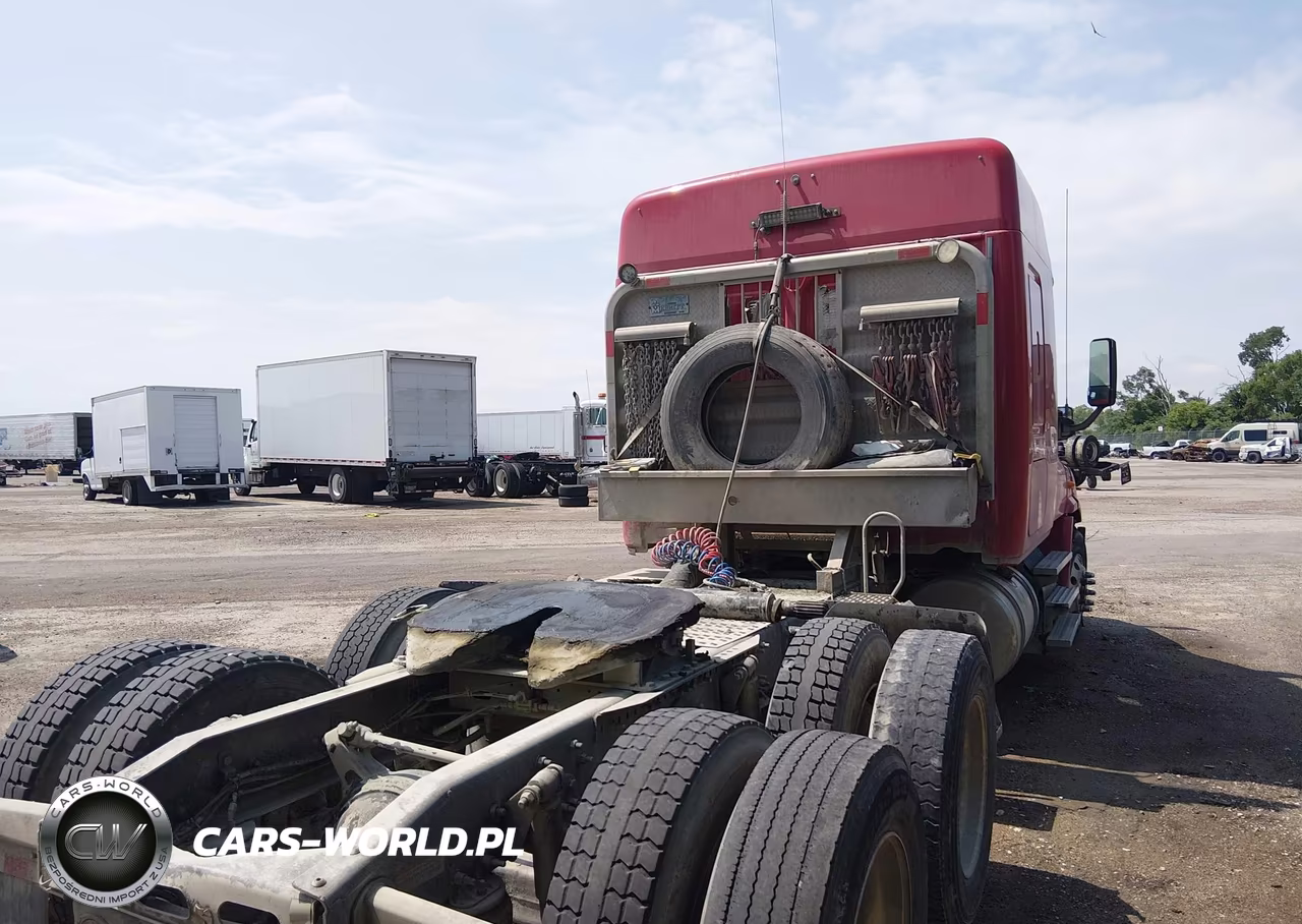 2014 Freightliner Cascadia 113 VIN:3AKJGHDV0ESFY1266 - 4
