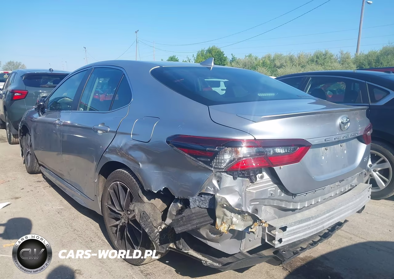 2021 Toyota Camry Se VIN:4T1G11AK5MU562696 - 3