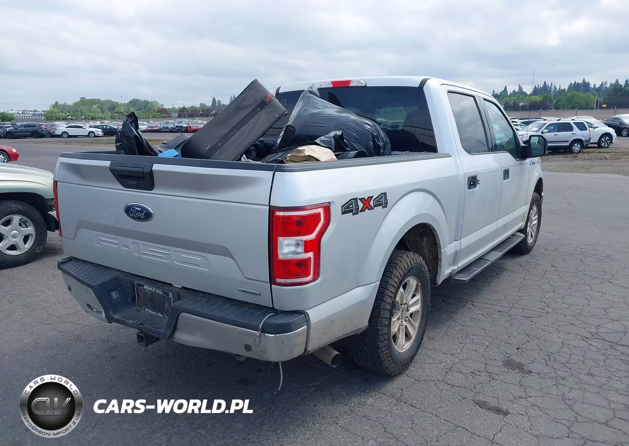 2018 Ford F-150 Xlt VIN:1FTEW1EP2JKF23381 - 4