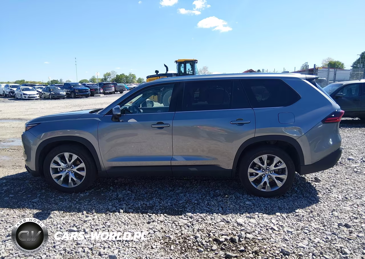2025 Toyota Grand Highlander Hybrid Limited VIN:5TDACAB50SS031484 - 14