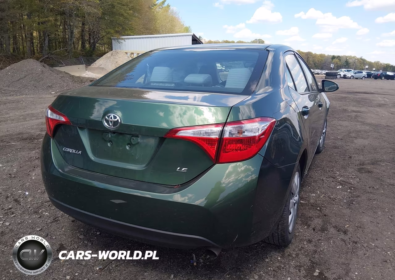 2016 Toyota Corolla Le VIN:2T1BURHE3GC655058 - 4
